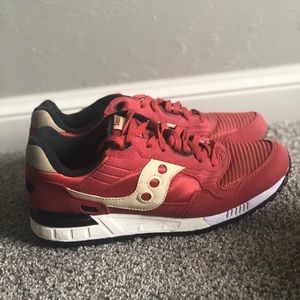 Saucony Tennis Shoes